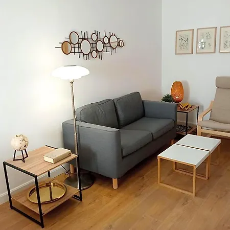 شقة Comfortable Apartment. Very And Quiet. برشلونة