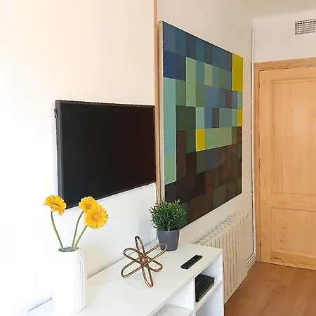 Lejlighed Comfortable Apartment. Very And Quiet. *