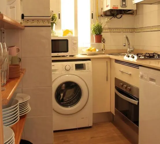 Comfortable Apartment. Very And Quiet. شقة